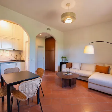 Elegant Hideaway *